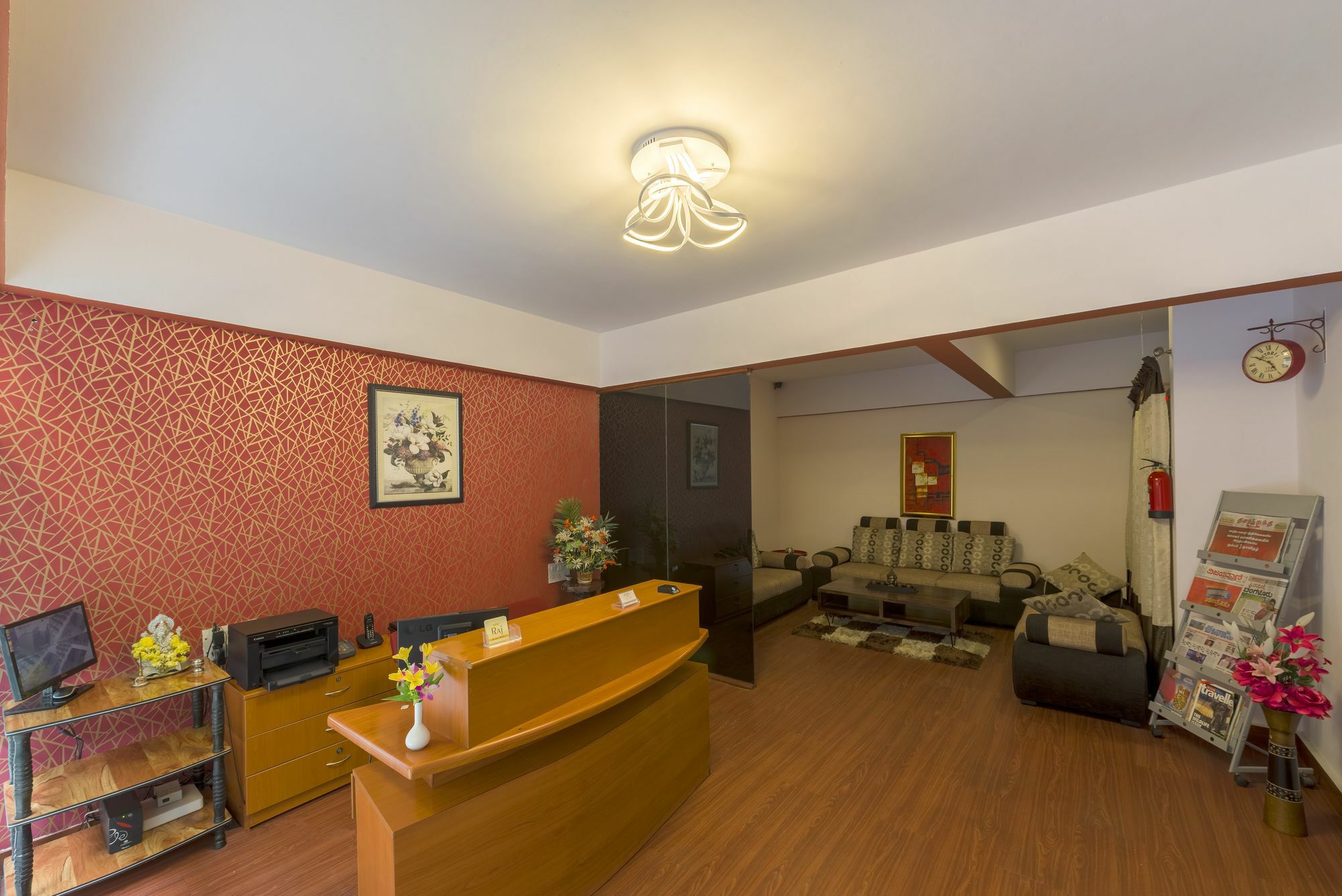 Hotel Raj Comforts -Golf View บังกาลอร์ ภายนอก รูปภาพ